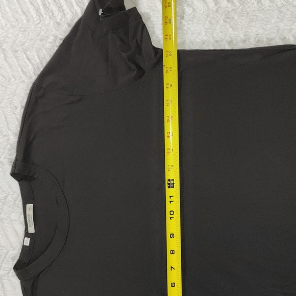 1072. Buck Mason Pima Slub Tall Classic Tee | Color: Black - Picture 2 of 9